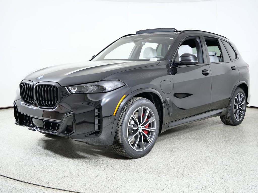 Thumbnail: 2026 BMW X5 - 1