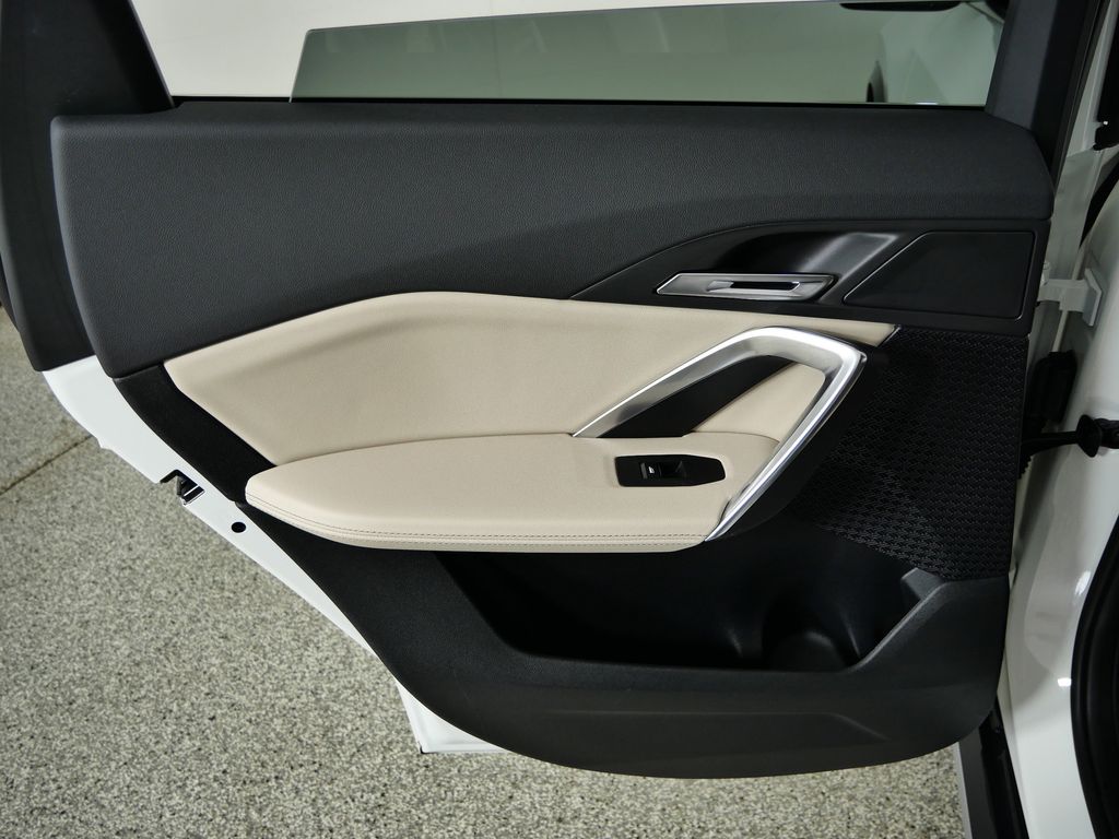 Thumbnail: 2025 BMW X1 - 33