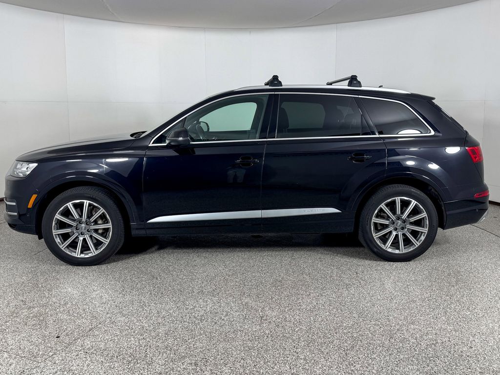Thumbnail: 2019 Audi Q7 - 6