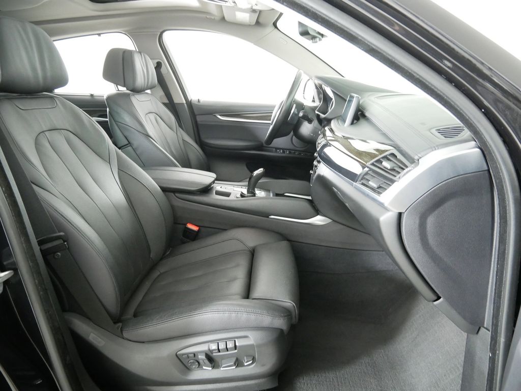 Thumbnail: 2016 BMW X6 - 22