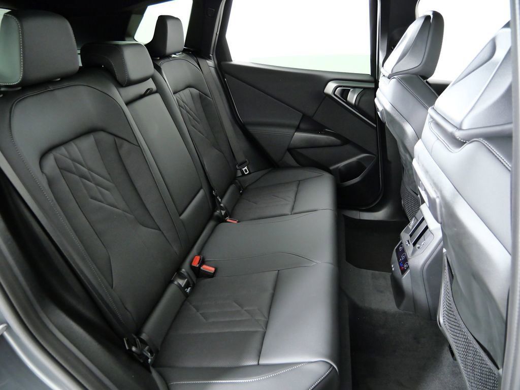 Thumbnail: 2026 BMW X3 - 28