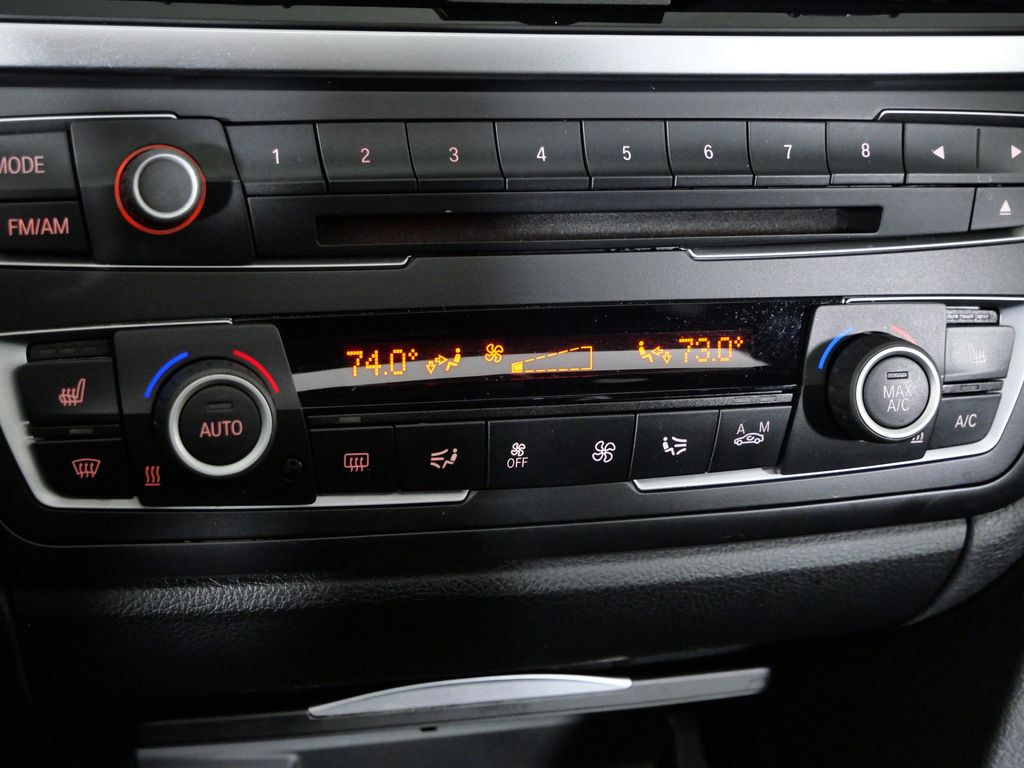 Thumbnail: 2013 BMW 3 Series - 42