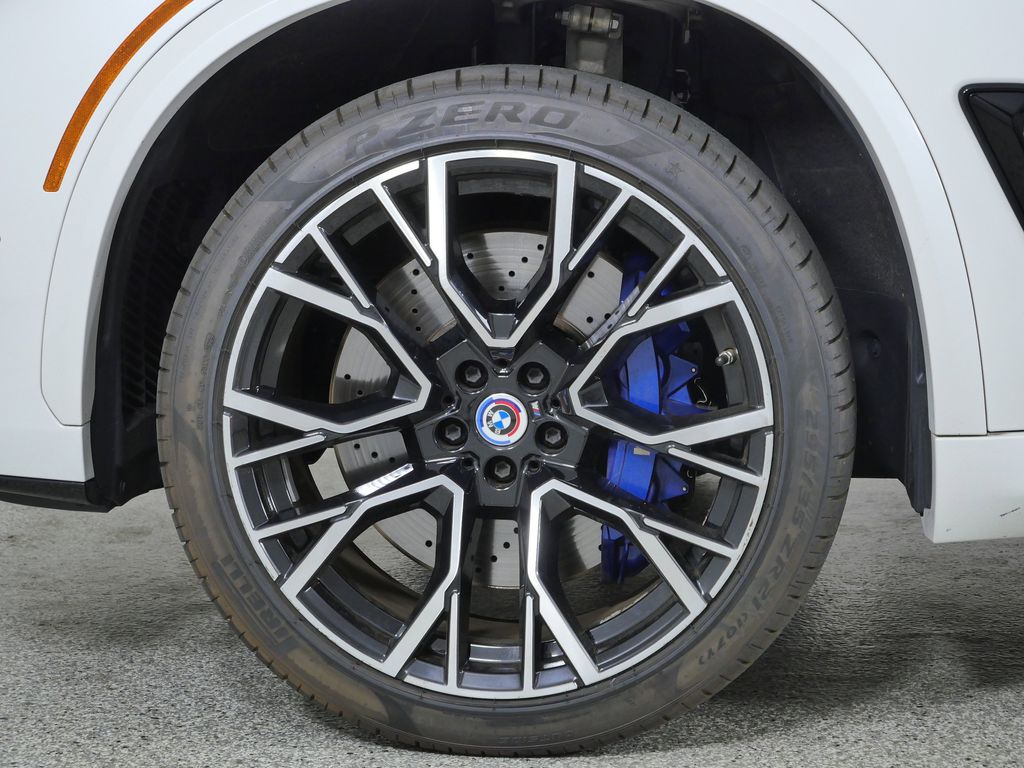 Thumbnail: 2023 BMW X5 - 16