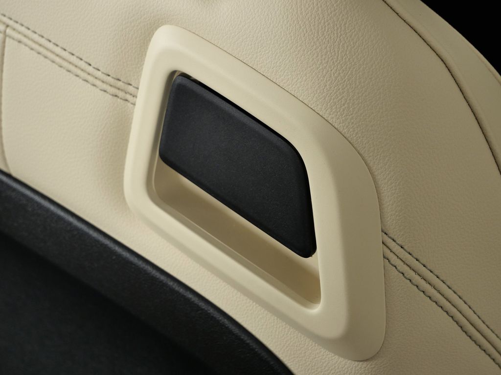 Thumbnail: 2026 BMW 4 Series - 24