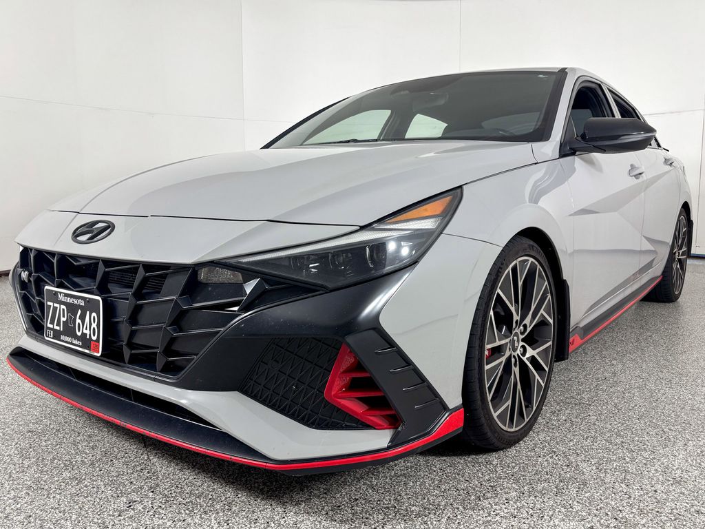 Thumbnail: 2022 Hyundai Elantra - 5