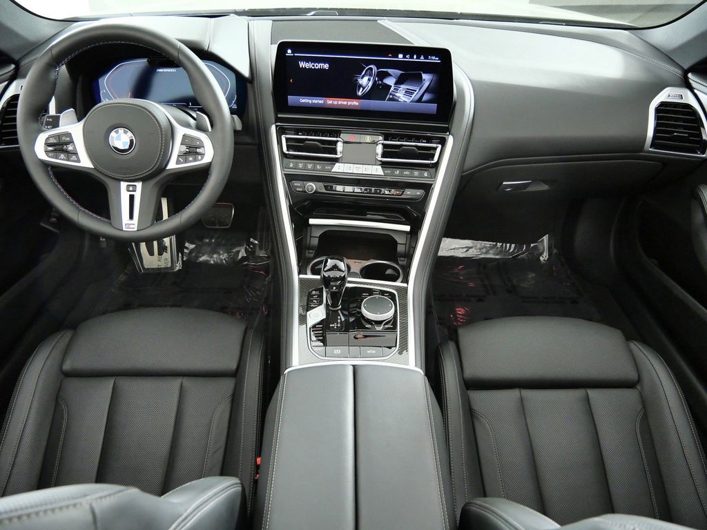 Thumbnail: 2025 BMW 8 Series - 6
