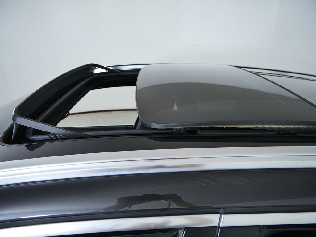 Thumbnail: 2023 BMW X3 - 21