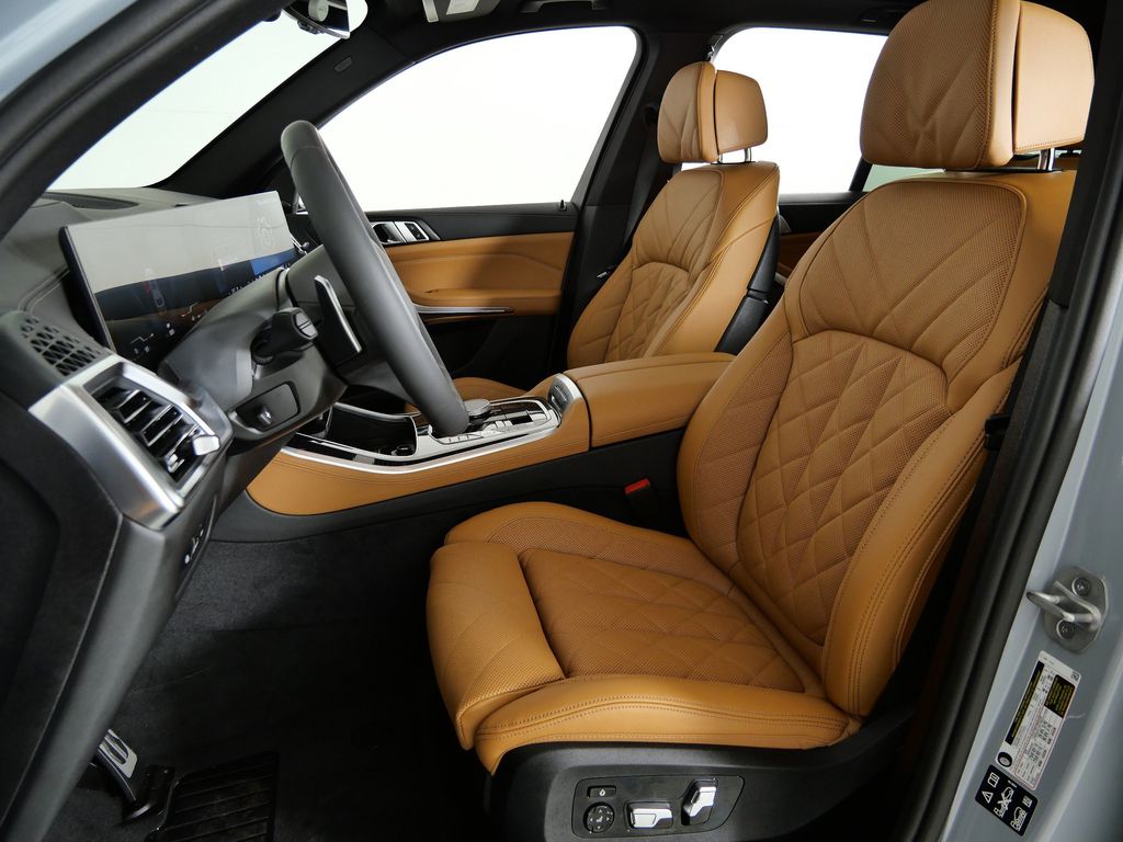 Thumbnail: 2026 BMW X5 - 36