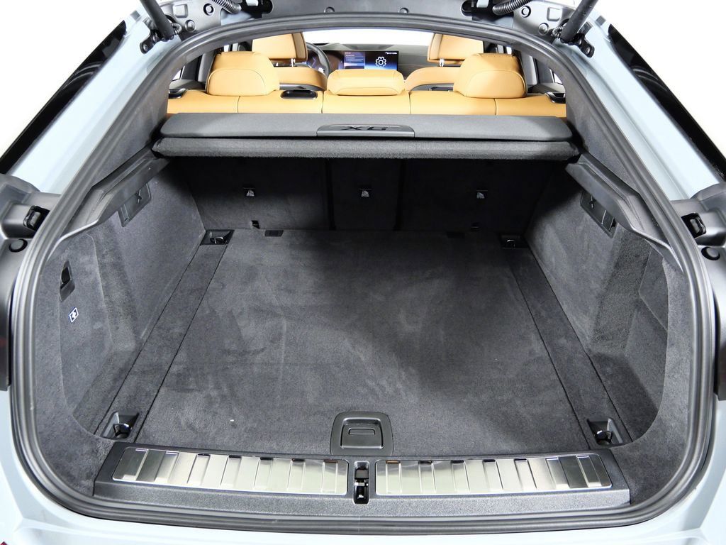 Thumbnail: 2026 BMW X6 - 30