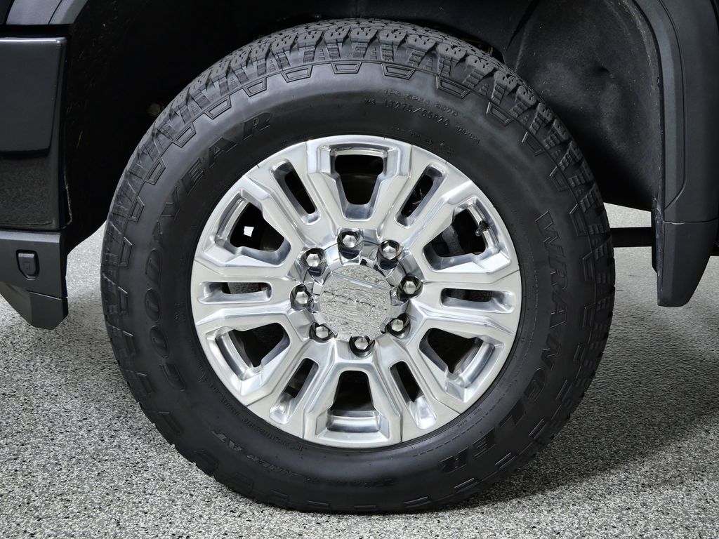 Thumbnail: 2022 GMC Sierra 2500 - 18