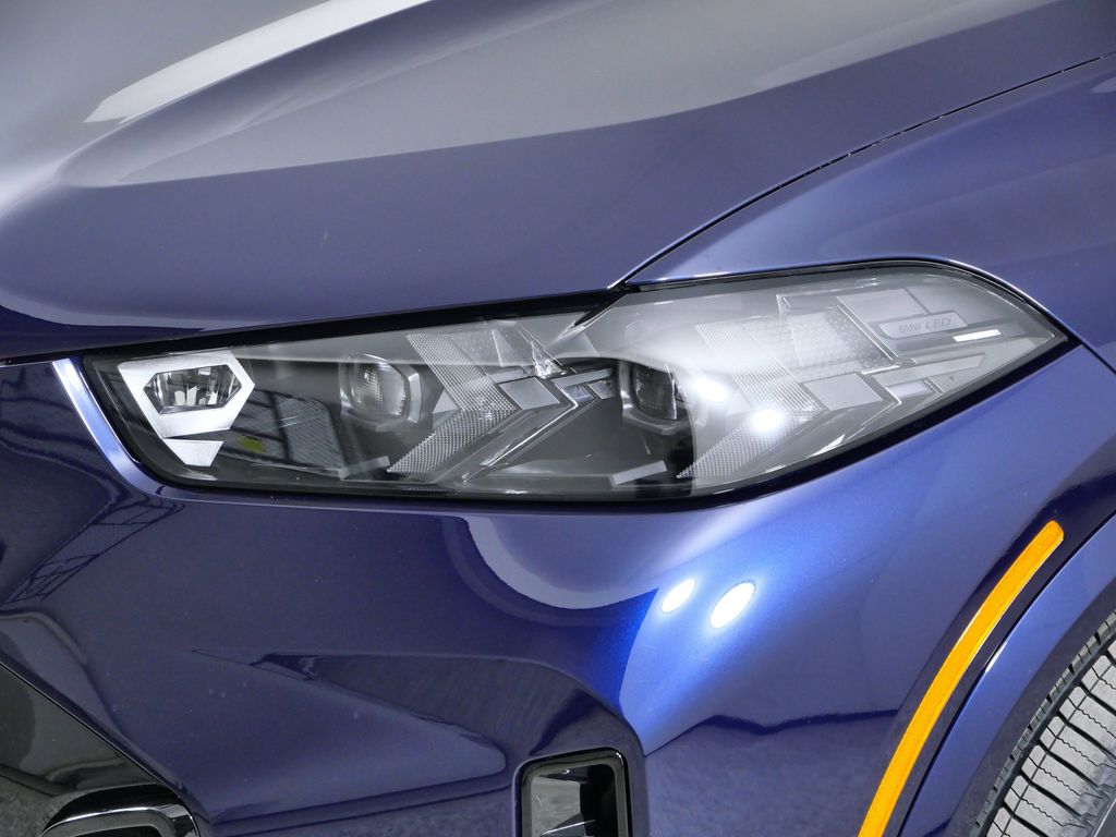 Thumbnail: 2026 BMW X5 - 3