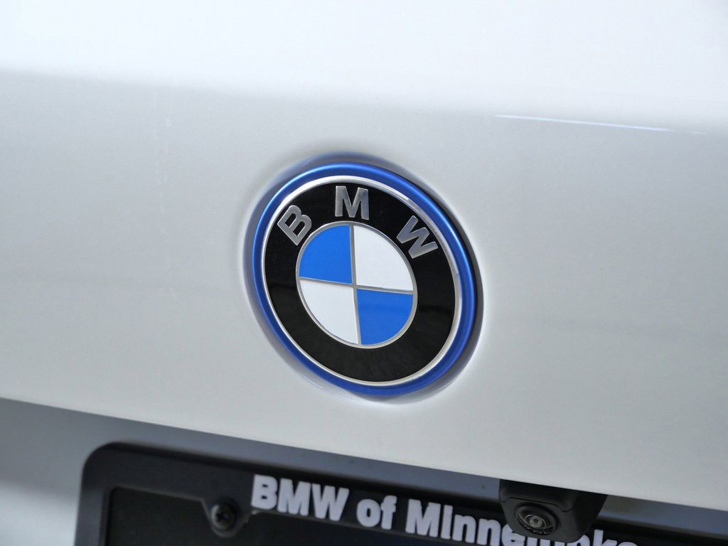Thumbnail: 2026 BMW X5 - 11