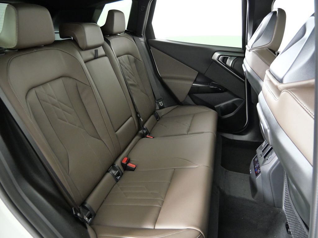 Thumbnail: 2026 BMW X3 - 27