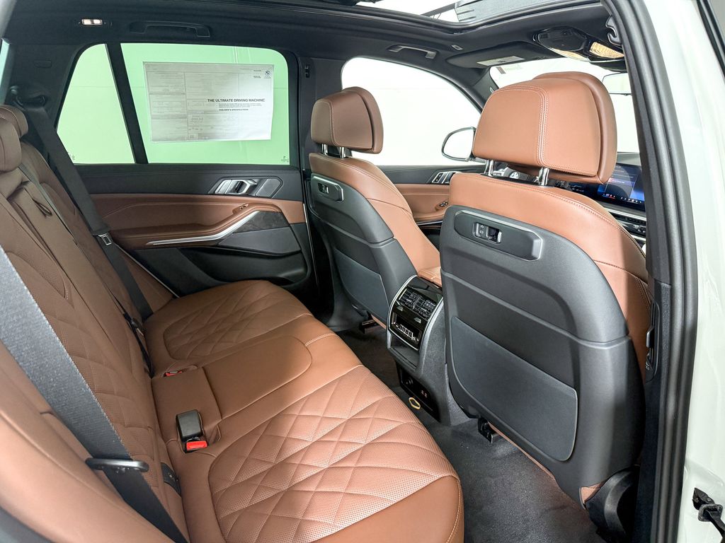 Thumbnail: 2026 BMW X5 - 26