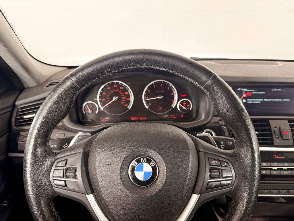 Thumbnail: 2016 BMW X4 - 8