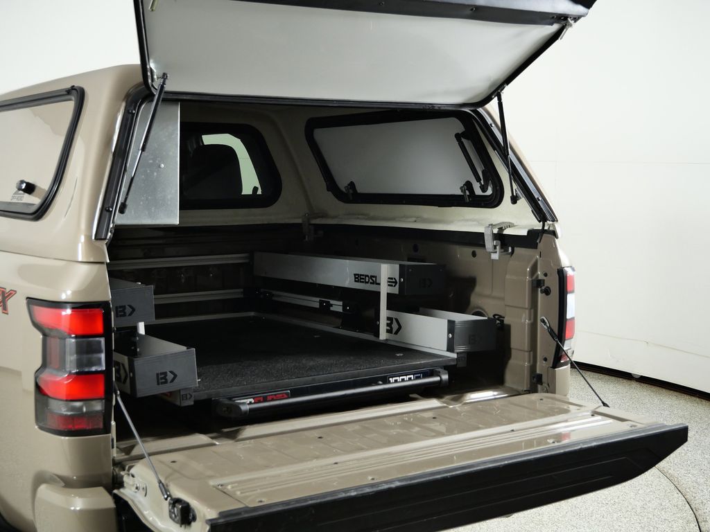 Thumbnail: 2023 Nissan Frontier - 27