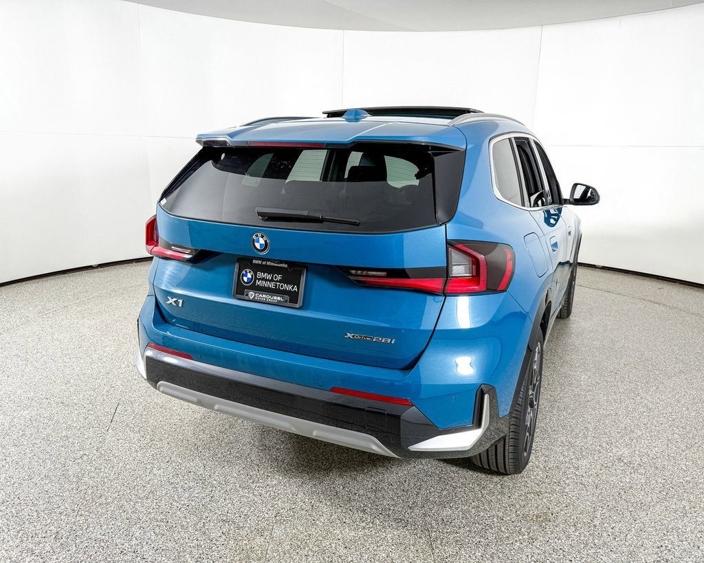 Thumbnail: 2025 BMW X1 - 4