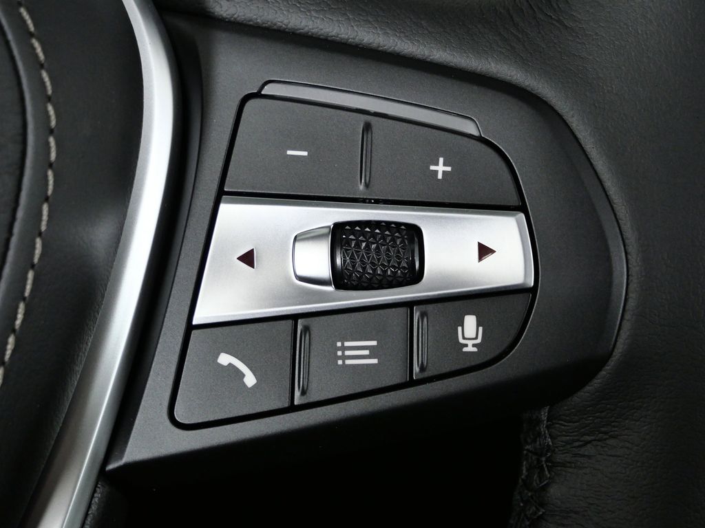 Thumbnail: 2026 BMW X5 - 42