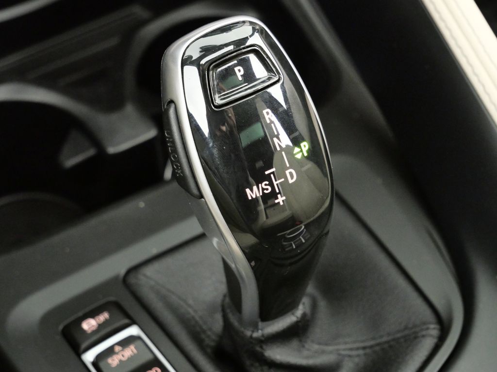 Thumbnail: 2020 BMW X2 - 47