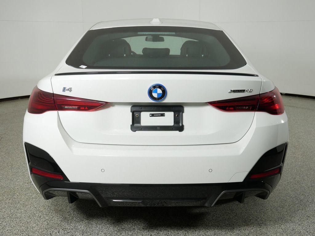 Thumbnail: 2025 BMW i4 - 11