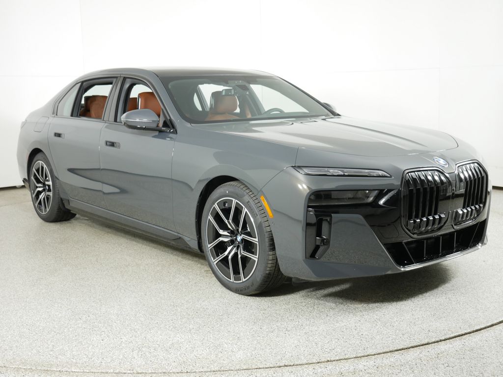 Thumbnail: 2025 BMW 7 Series - 2