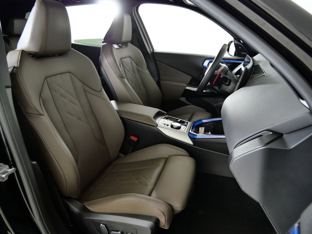 Thumbnail: 2025 BMW X3 - 27