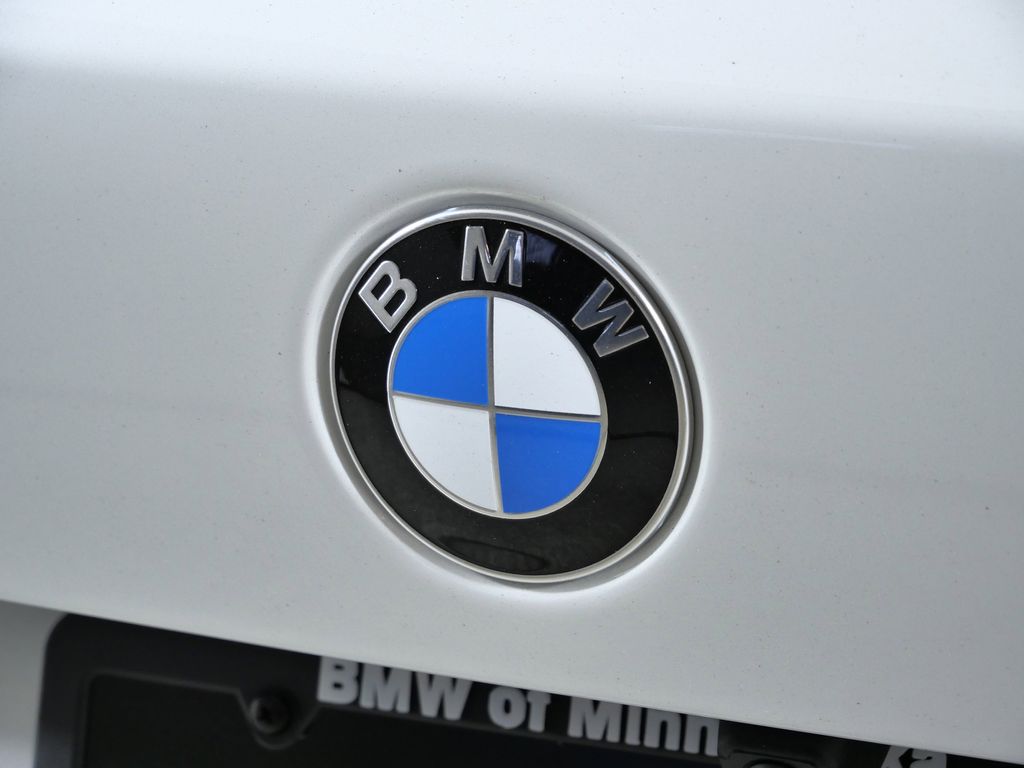 Thumbnail: 2026 BMW X5 - 11