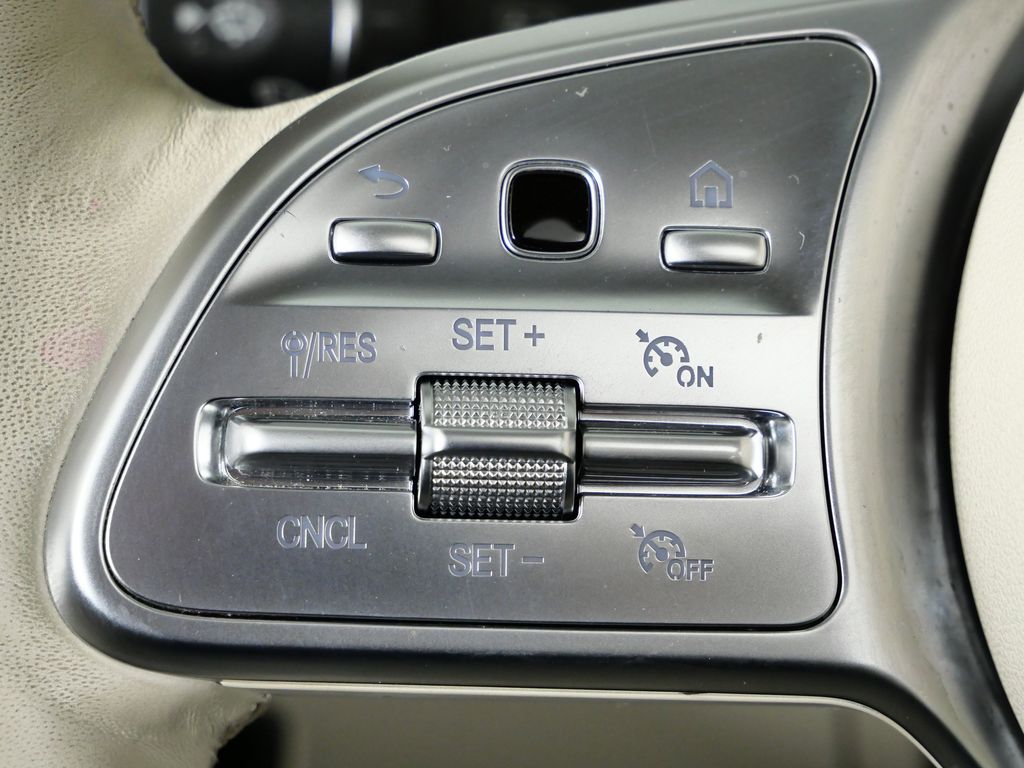 Thumbnail: 2019 Mercedes-Benz CLS - 40