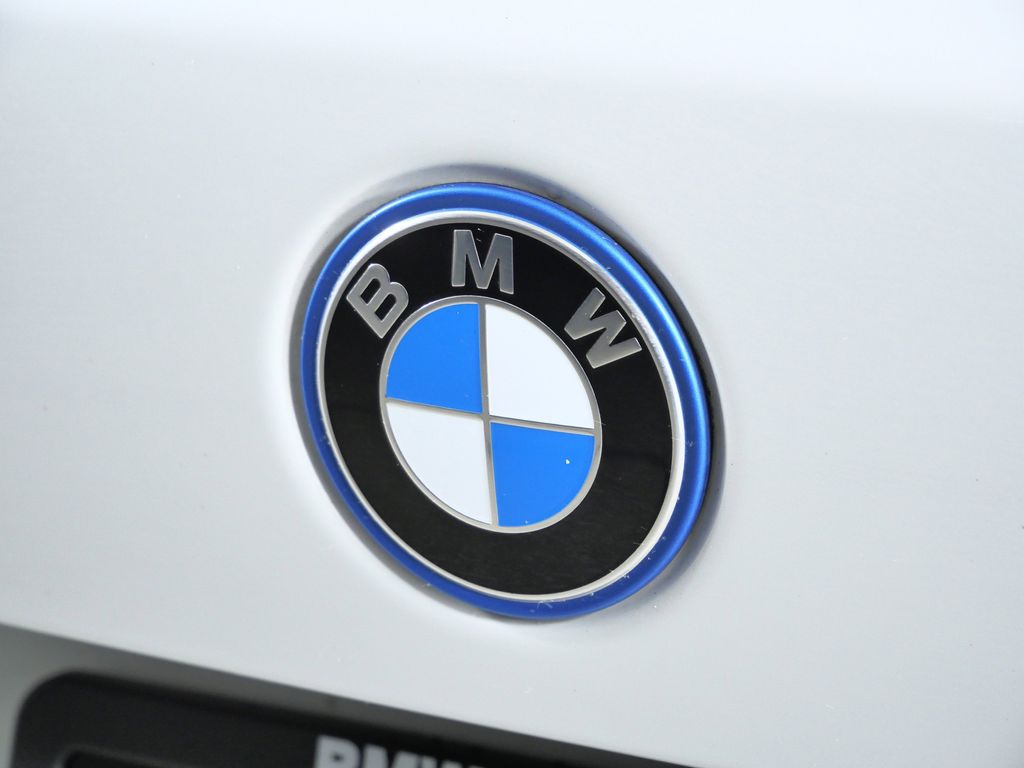 Thumbnail: 2026 BMW X5 - 12