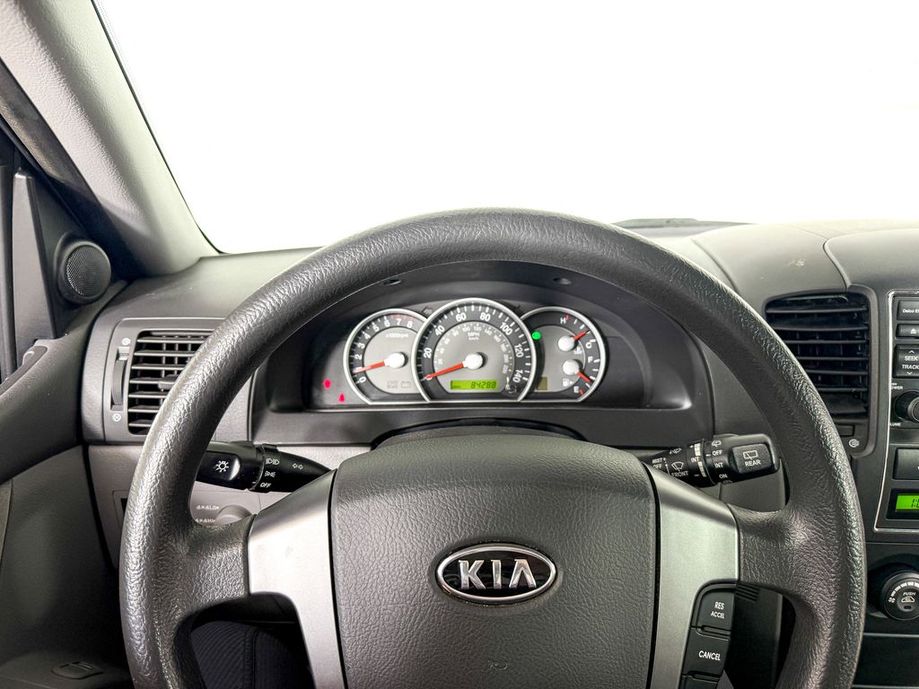 Thumbnail: 2008 Kia Sorento - 8