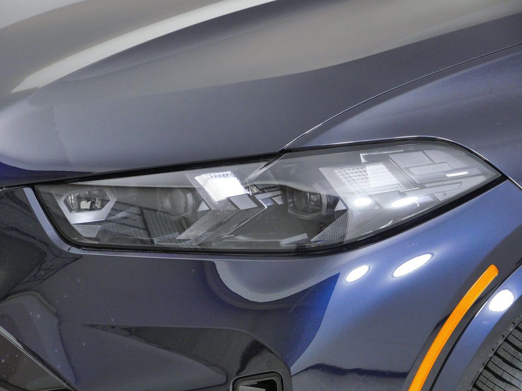 Thumbnail: 2026 BMW X5 - 3