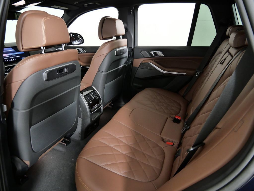 Thumbnail: 2026 BMW X5 - 34