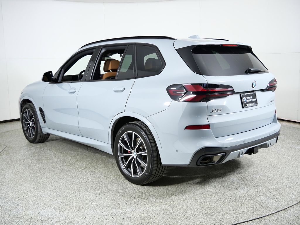 Thumbnail: 2024 BMW X5 - 17
