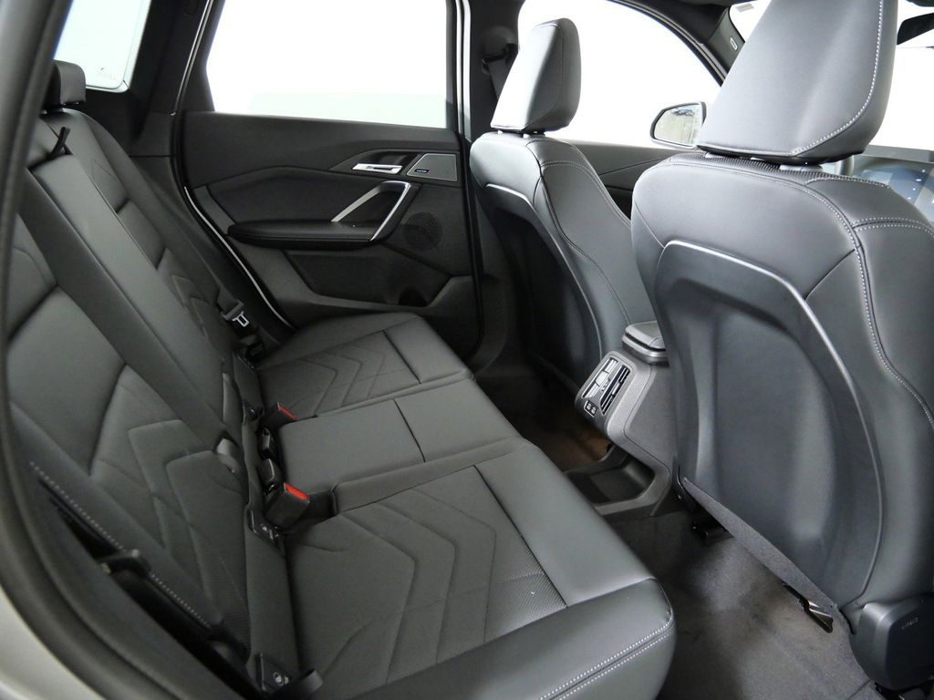Thumbnail: 2026 BMW X1 - 24