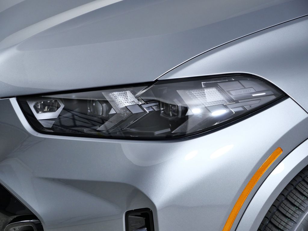 Thumbnail: 2026 BMW X5 - 3