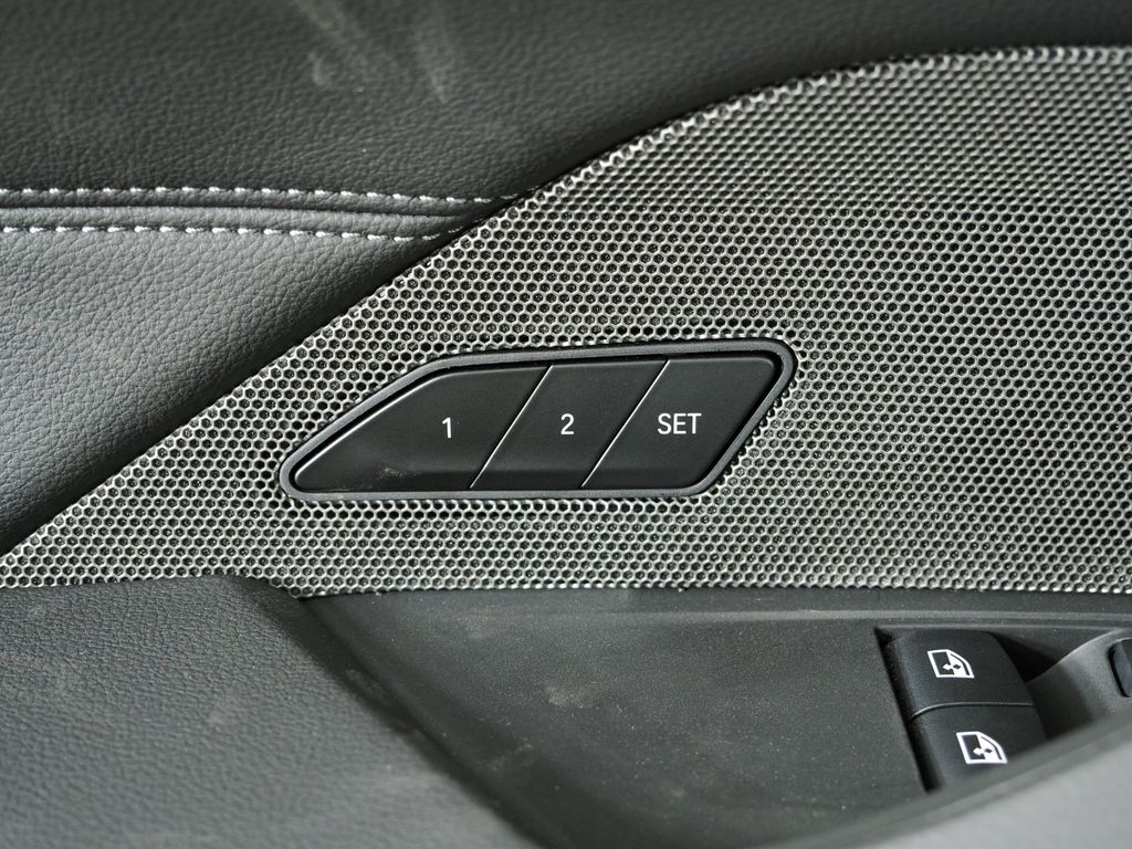 Thumbnail: 2026 BMW 4 Series - 30