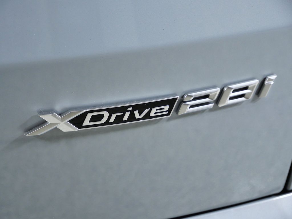 Thumbnail: 2026 BMW X2 - 12