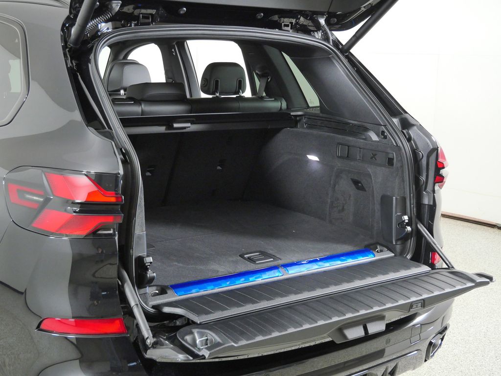 Thumbnail: 2026 BMW X5 - 29