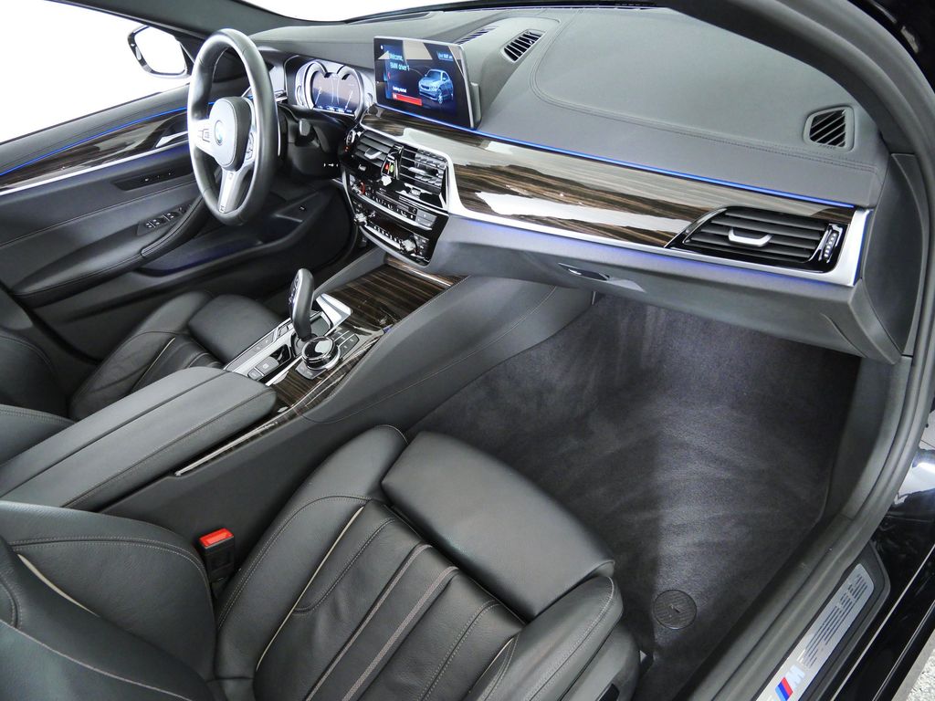 Thumbnail: 2017 BMW 5 Series - 19