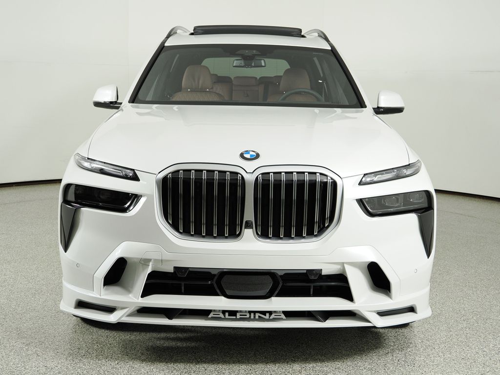 Thumbnail: 2026 BMW X7 - 4