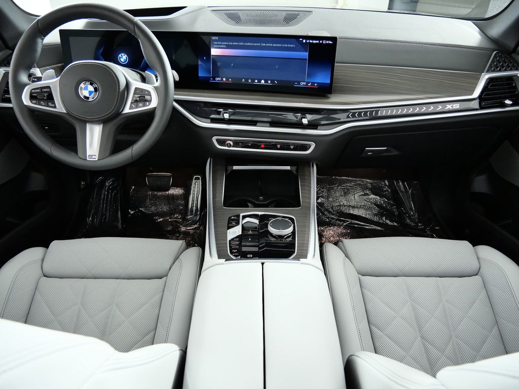 Thumbnail: 2026 BMW X5 - 6