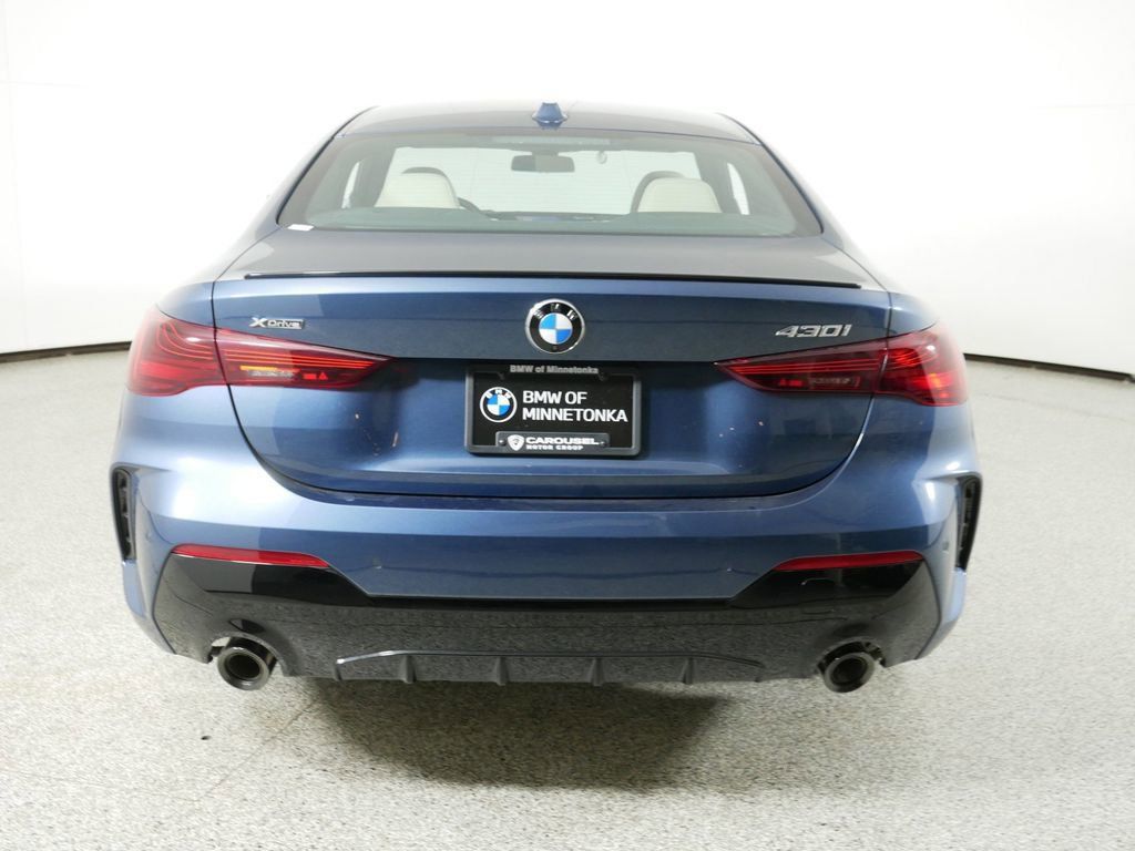 Thumbnail: 2025 BMW 4 Series - 11