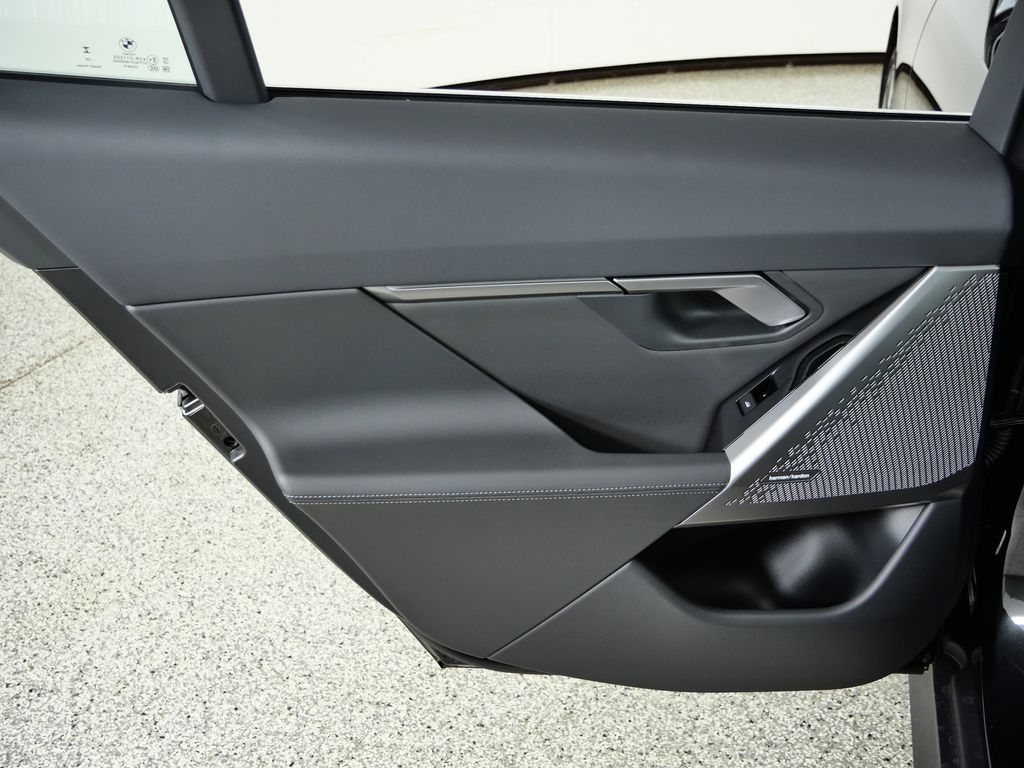 Thumbnail: 2026 BMW 5 Series - 28