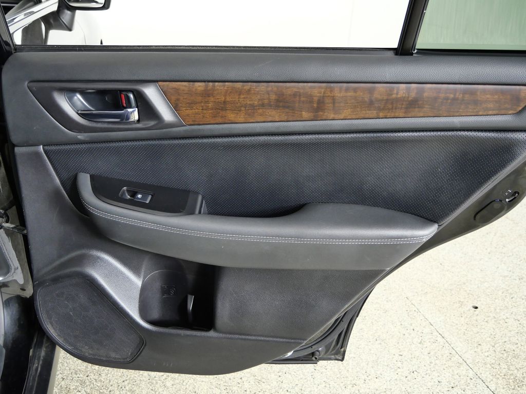 Thumbnail: 2016 Subaru Outback - 25