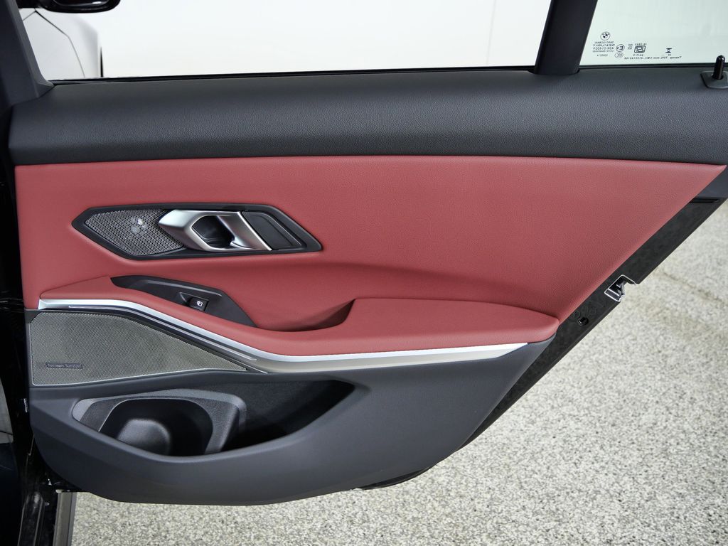 Thumbnail: 2026 BMW 3 Series - 24