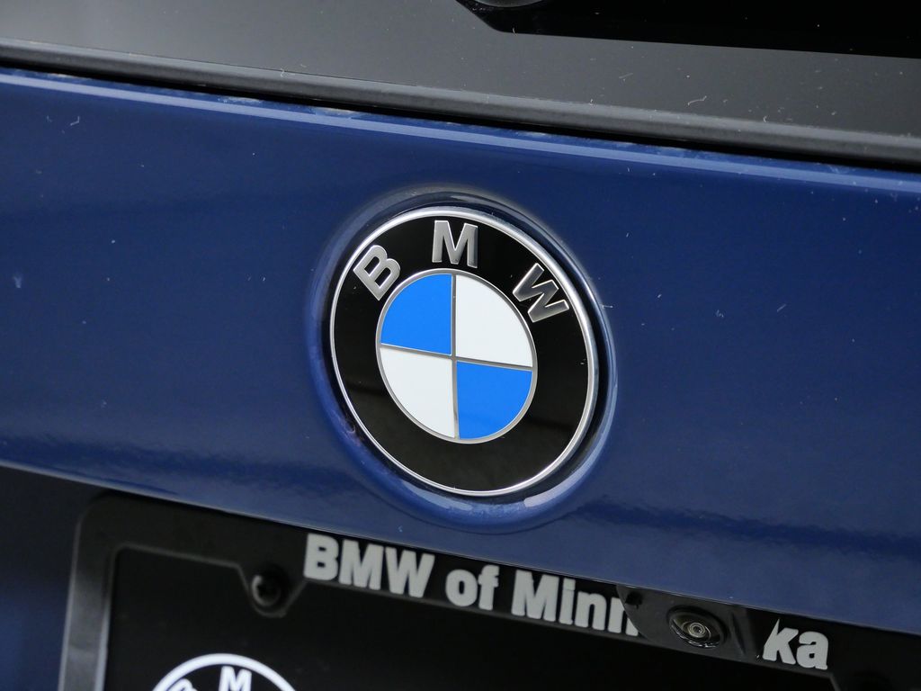 Thumbnail: 2026 BMW X1 - 11