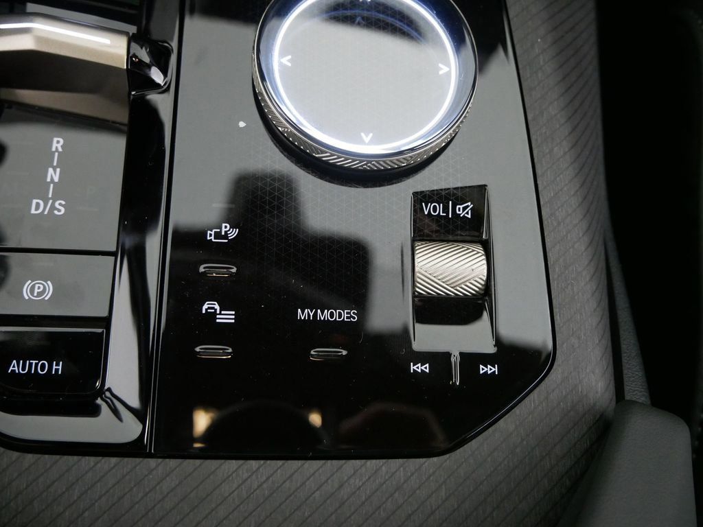 Thumbnail: 2025 BMW X3 - 39