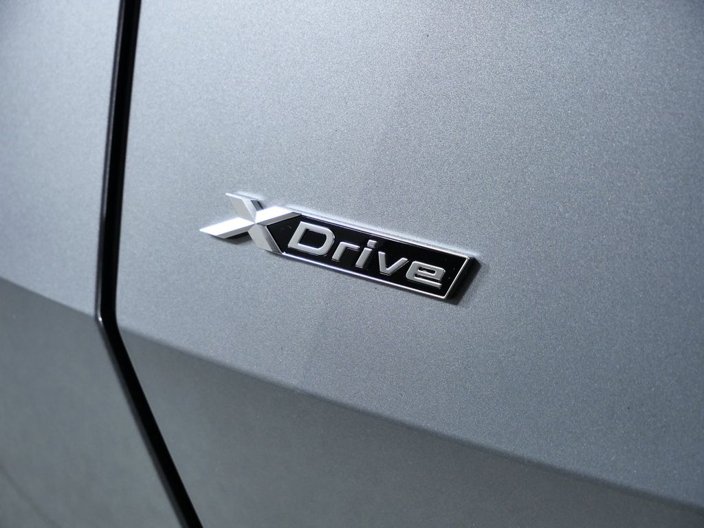 Thumbnail: 2026 BMW X3 - 13