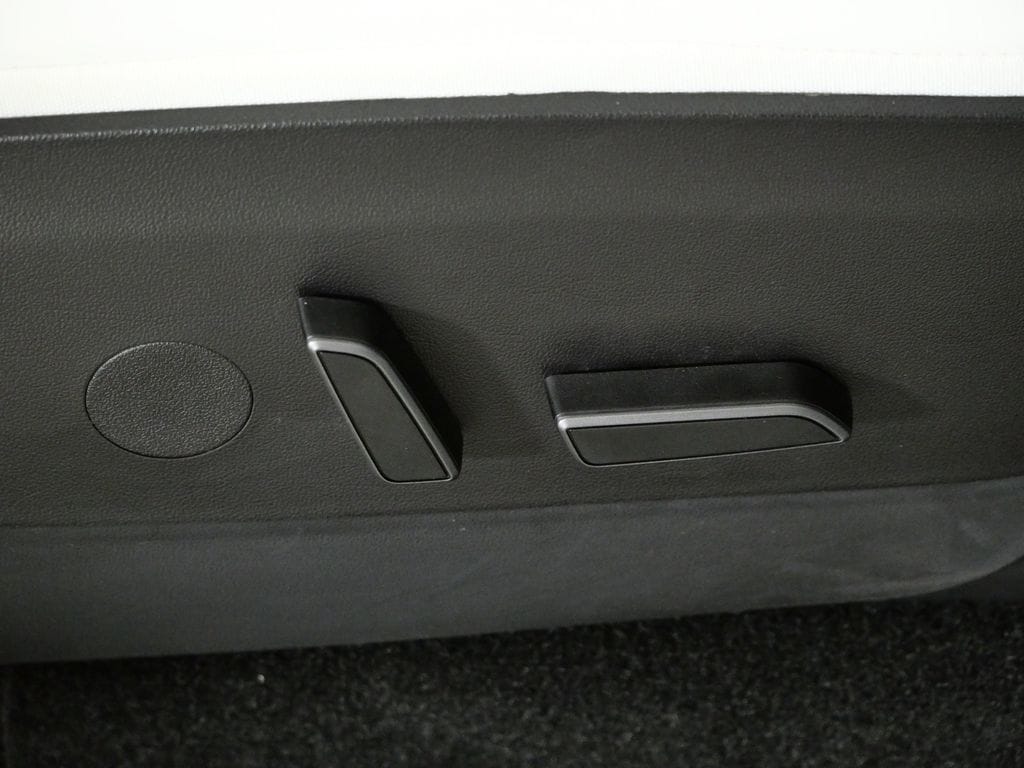 Thumbnail: 2022 Tesla Model Y - 22