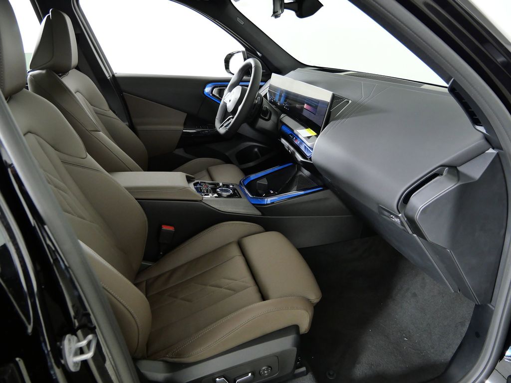 Thumbnail: 2026 BMW X3 - 21